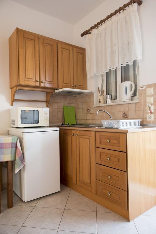 Nephele Apartments ฟาลิรากี ภายนอก รูปภาพ