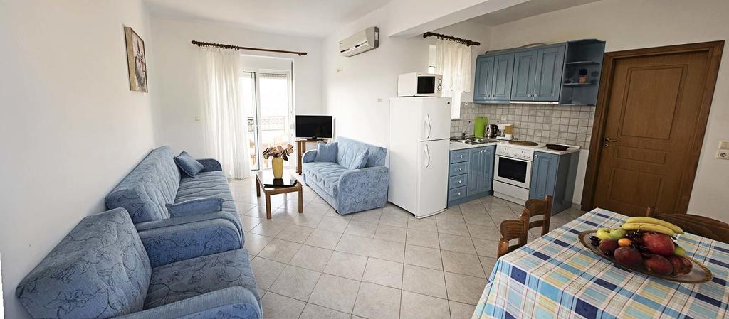 Nephele Apartments ฟาลิรากี ภายนอก รูปภาพ