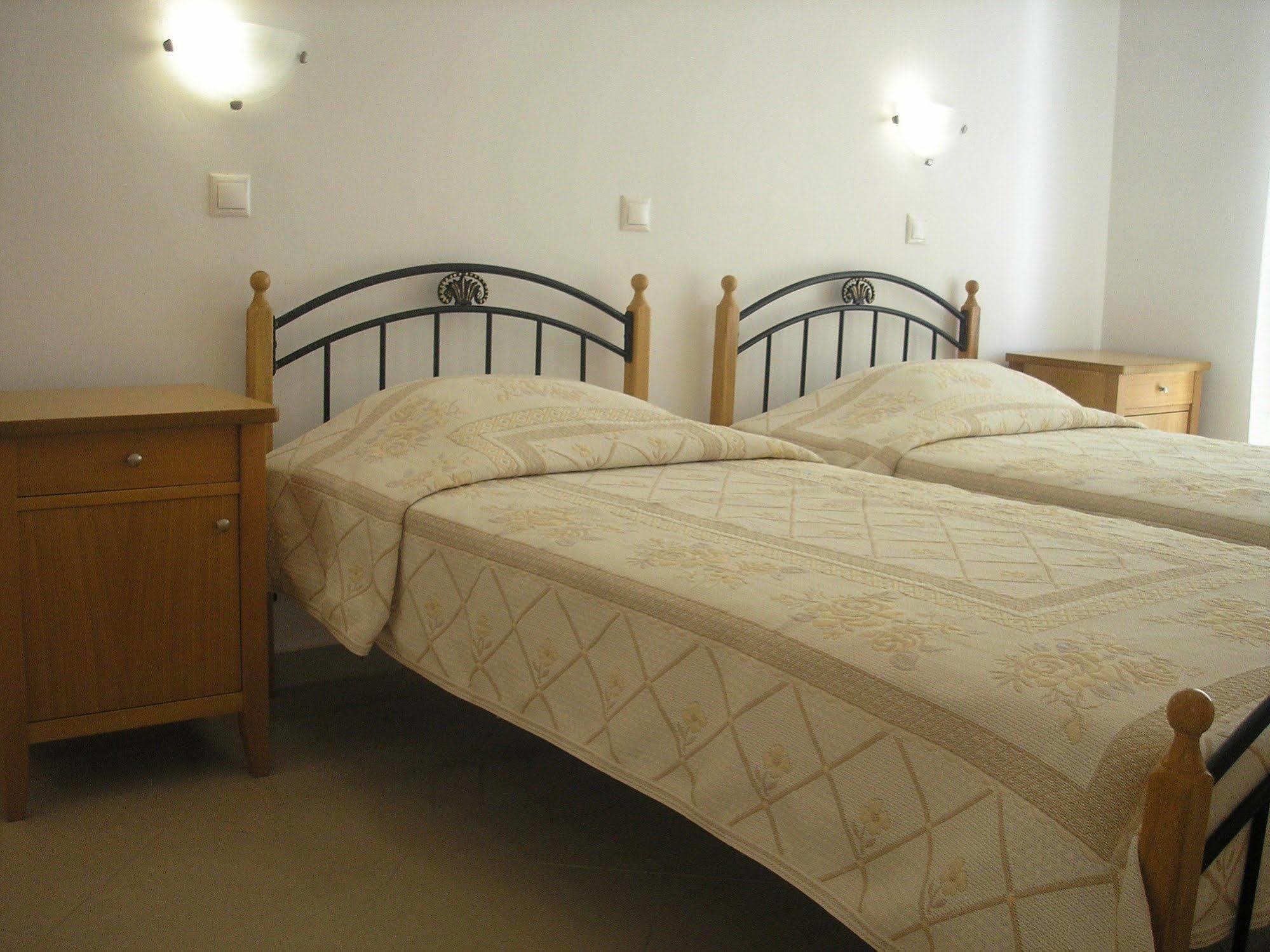 Nephele Apartments ฟาลิรากี ภายนอก รูปภาพ